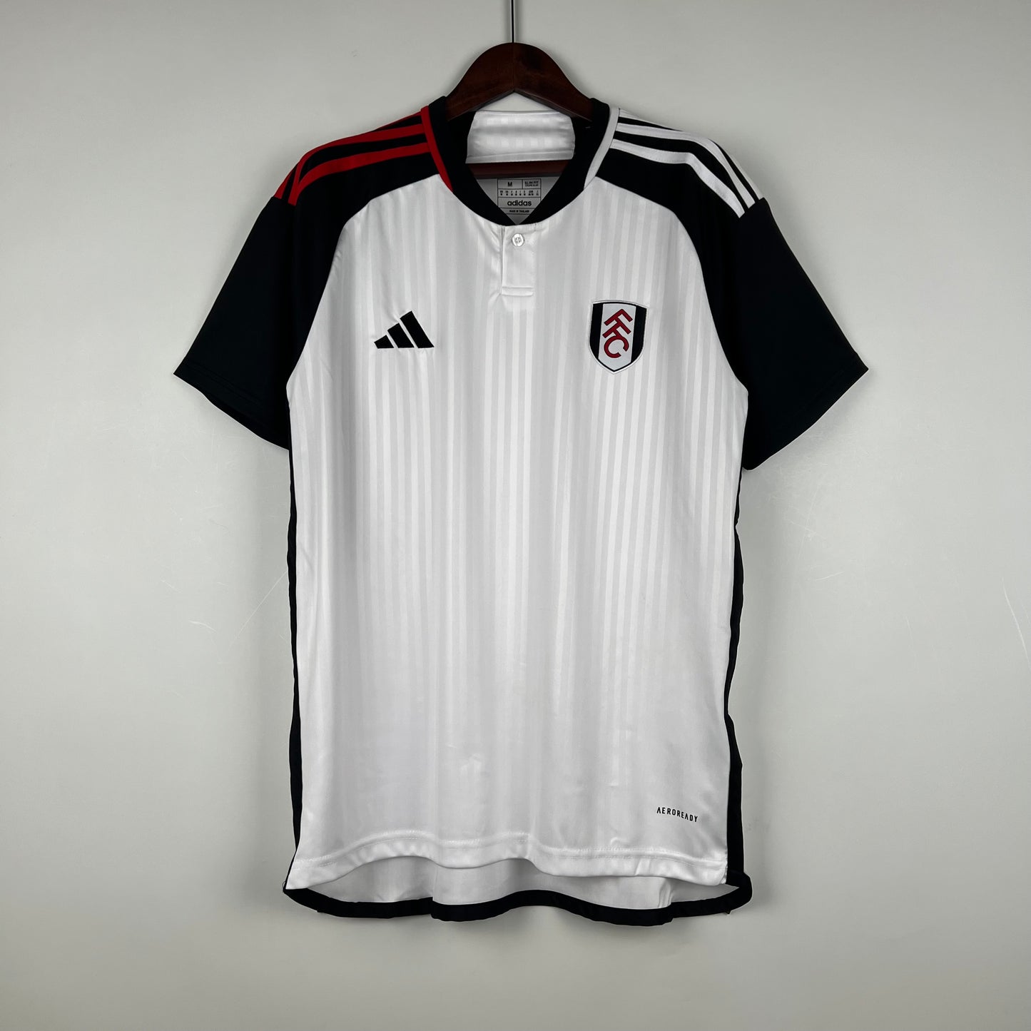 Camiseta Fulham Local 2023/24