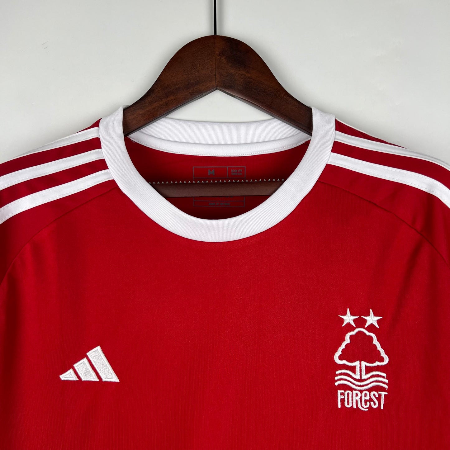 Camiseta Nottinham Forest Local 2023/24